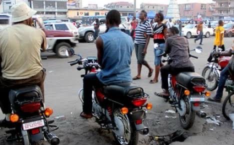 Kinshasa : structuration des taxis motos avec un recensement et des mesures pour une mobilité plus sûre