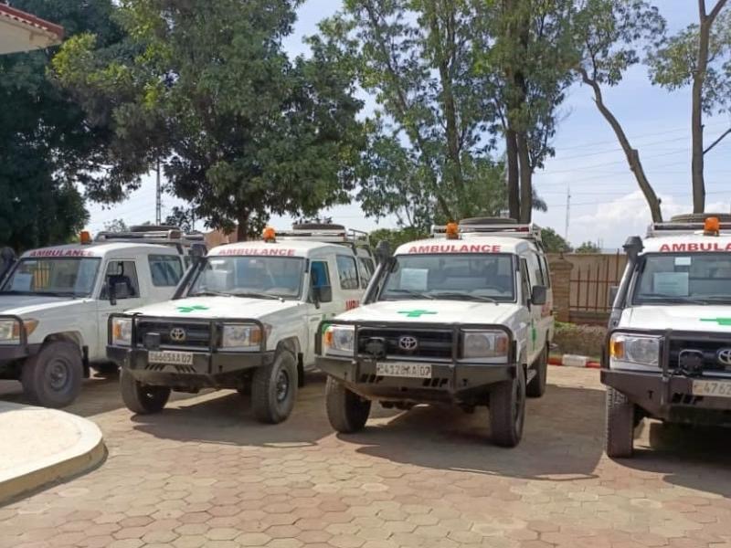 Ituri : MSF dote trois zones de santé d’ambulances médicalisées pour renforcer les évacuations sanitaires