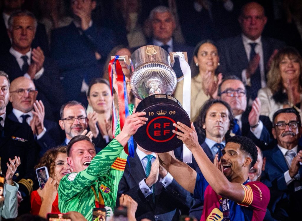 Football : Le Barça dompte le Real Madrid pour la troisième fois et remporte la Coupe du Roi