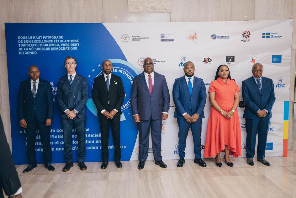 32ème journée mondiale de la liberté de la presse : Le Gouvernement Suminwa derrière le Président Félix Tshisekedi contre la désinformation dans l’agression rwandaise 
