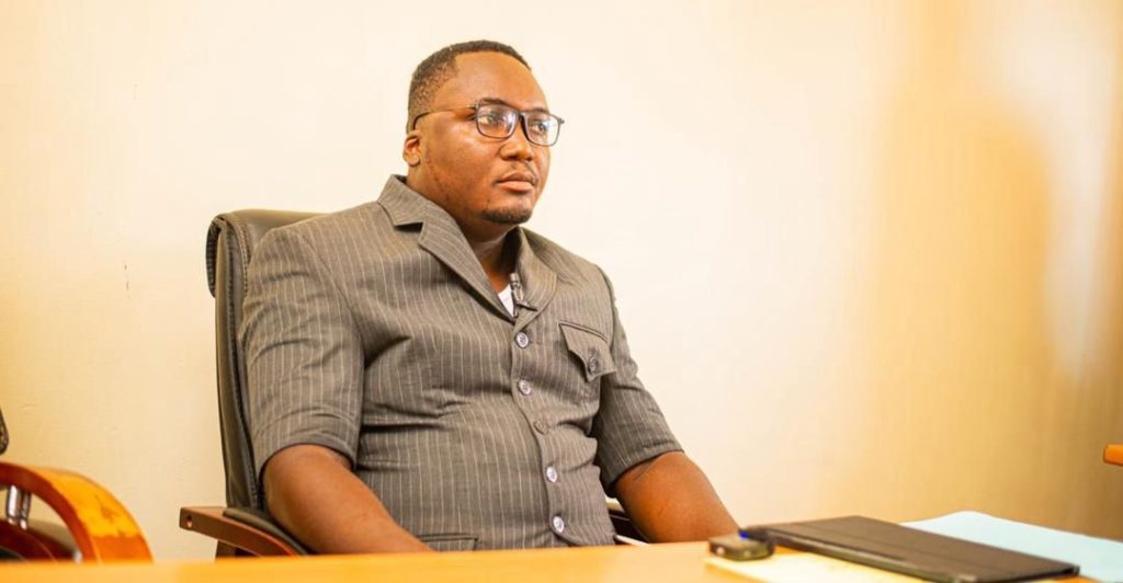 Kinshasa : Hugues Luwawa Ntendy prend officiellement les rênes de la RASKIN