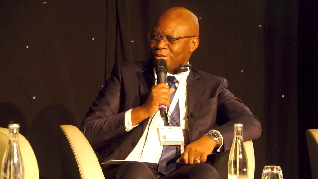 Genève : Roger Kamba dévoile ses réformes structurelles pour une santé universelle