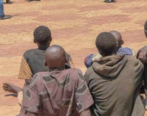 Lubumbashi : Quatre suspects arrêtés après le meurtre de trois motards à Kampemba