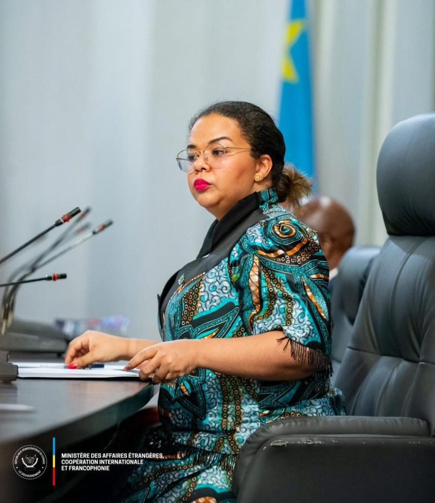 Chronique de Freddy Yomba : « Thérèse Kayikwamba Wagner représente une nouvelle génération : celle qui allie terrain, intelligence, technocratie et courage politique »