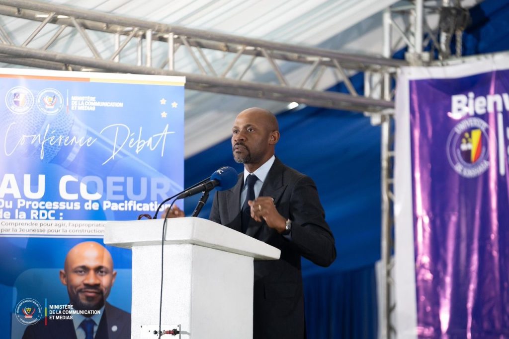 À L’Unikin, Patrick Muyaya prêche la pacification de la RDC
