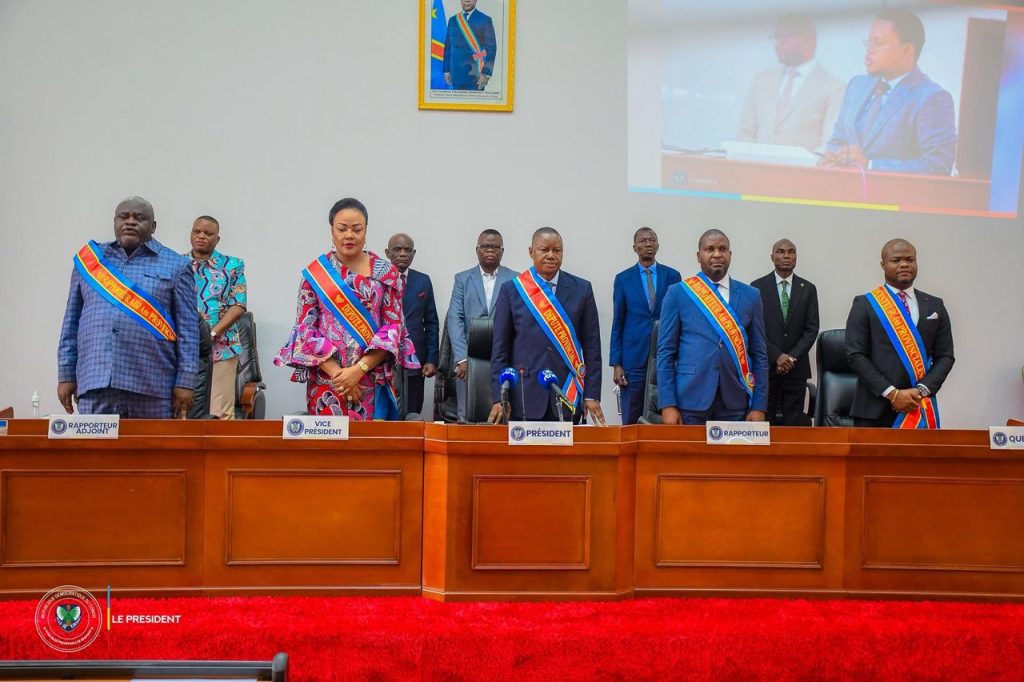 L’Assemblée provinciale de Kinshasa presse le gouvernement à agir contre les inondations et l’urbanisme anarchique