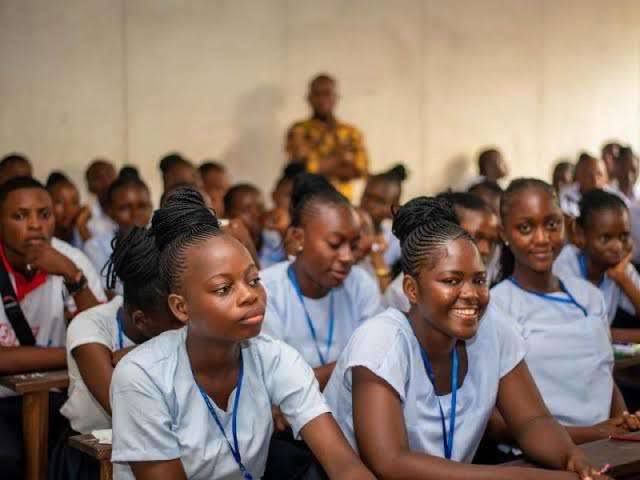 Sud-Kivu : Près de 3 000 élèves finalistes absents aux épreuves préliminaires de l’EXETAT 2025