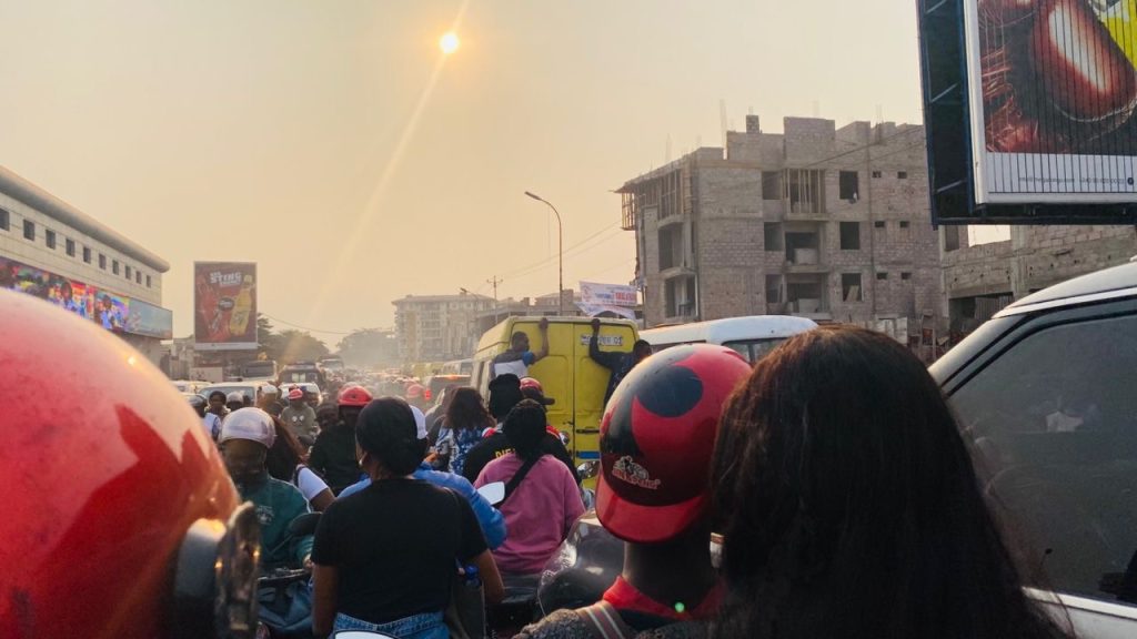 Kinshasa paralysée par le Festival Mondial de la Musique et du Tourisme : Une ville au bord de l’asphyxie