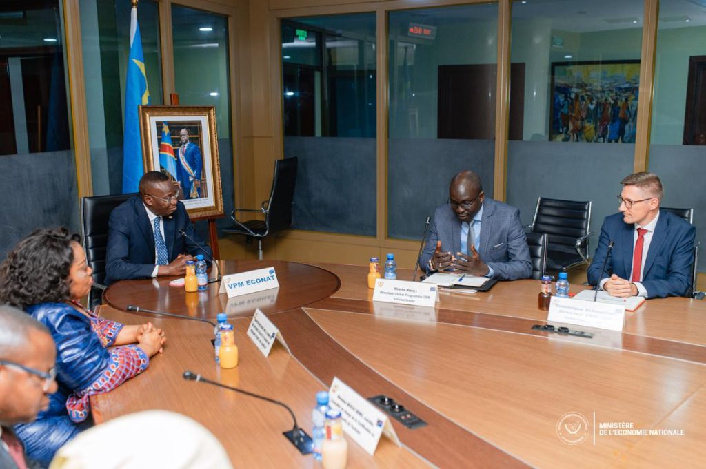 RDC : Échange entre Mukoko Samba et le CBM International sur la stratégie nationale au profit des personnes vivant avec handicap