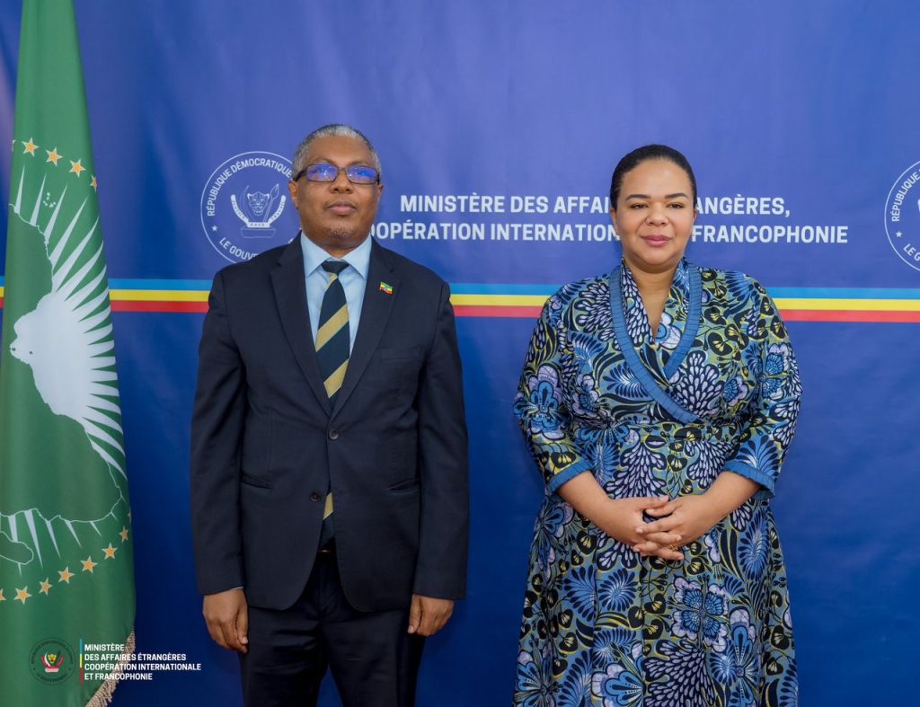 Thérèse Kayikwamba reçoit l’ambassadeur éthiopien pour renforcer la coopération bilatérale