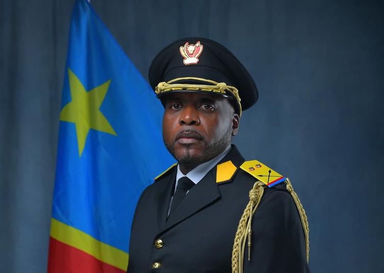 Hommage à un homme de l’ombre, au cœur de la lumière : Le Lieutenant-Colonel Tabu Eboma Tema