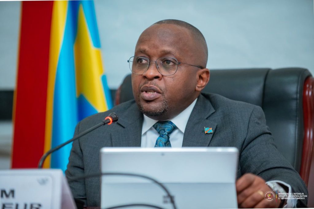 Le VPM Jacquemain Shabani lance une cellule nationale de coordination pour restaurer la paix dans les zones affectées par les violences des miliciens Mobondo