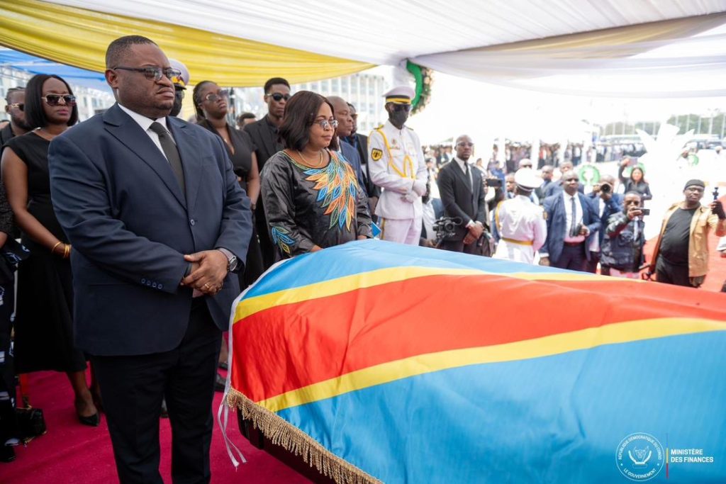 Le Ministre des Finances rend hommage au Secrétaire général Jean Gaston Manya Onakudu