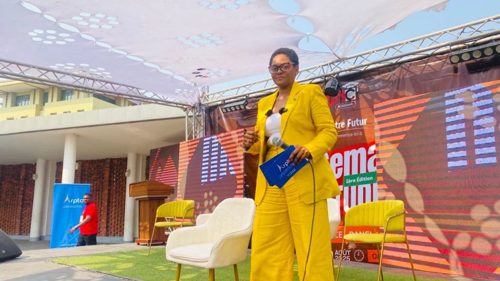 Première édition de « La Semaine de l’Étudiant » : Lydie Omanga partage sa vision pour réussir la transition académique et professionnelle