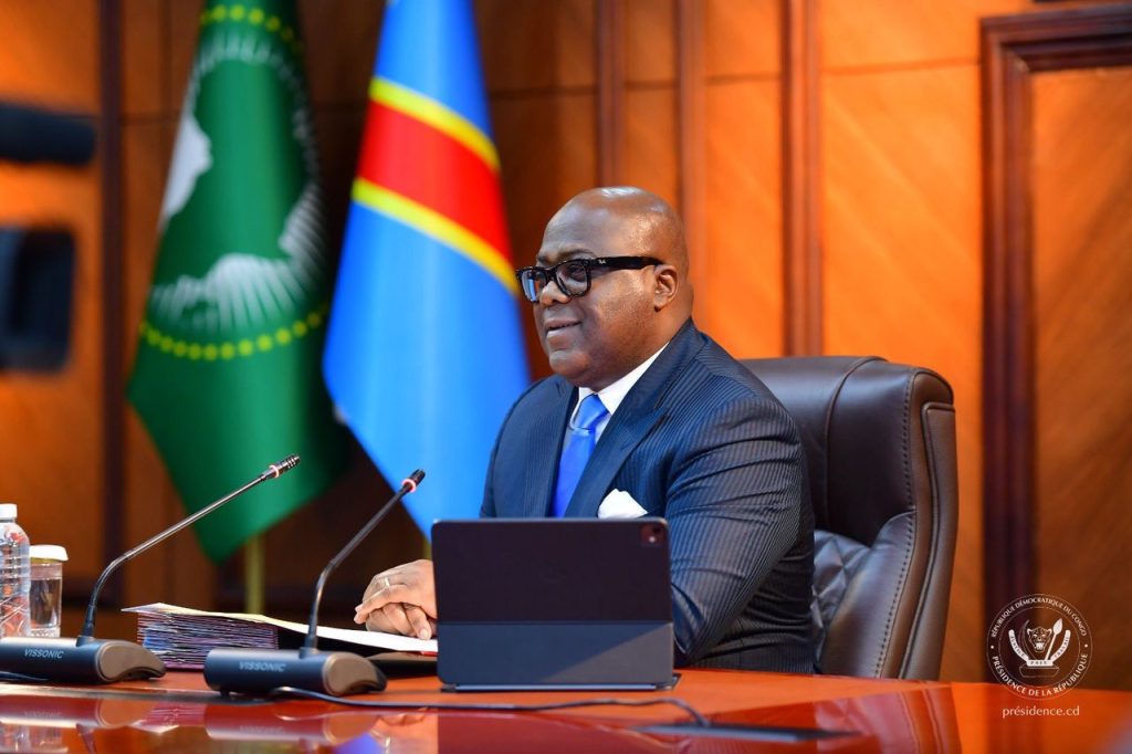 Félix Tshisekedi met en avant la masculinité positive aux côtés des femmes du gouvernement Suminwa II
