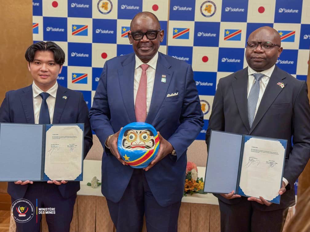 TICAD9 : Louis Watum Kabamba signe un accord stratégique avec la société japonaise Solafune pour moderniser l’exploration minière en RDC