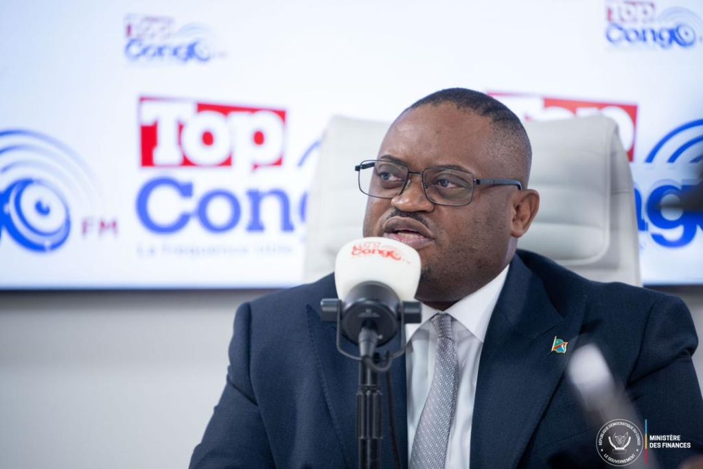Doudou Fwamba : « Notre économie est debout, robuste et résiliente » – Bilan économique encourageant après 15 mois de réformes