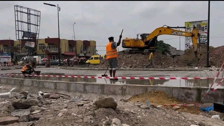 Kinshasa : Début des travaux de réhabilitation du rond-point Yolo Médical à Kalamu