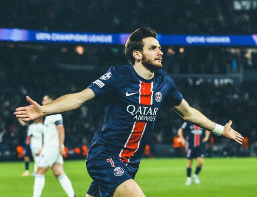 LDC : Kvaratskhelia forfait face au Barça, une mauvaise nouvelle pour le PSG décimé