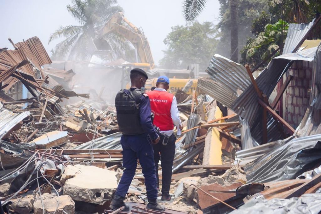 Kinshasa : le gouvernement provincial rouvre l’avenue Kolwezi à Lemba après la démolition de constructions anarchiques
