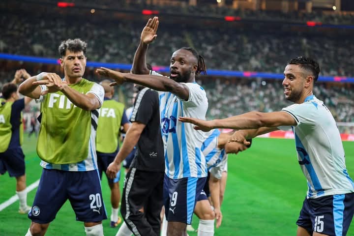 Coupe Intercontinentale : Fiston Mayele entre dans la légende avec un triplé historique