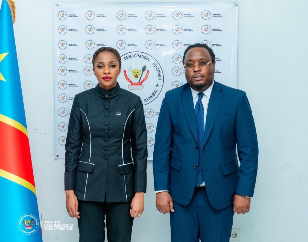 Kinshasa : La ministre Grace Kutino inspecte l’Ambassade de la Jeunesse et salue l’engagement d’Ado Yuhe et de son équipe