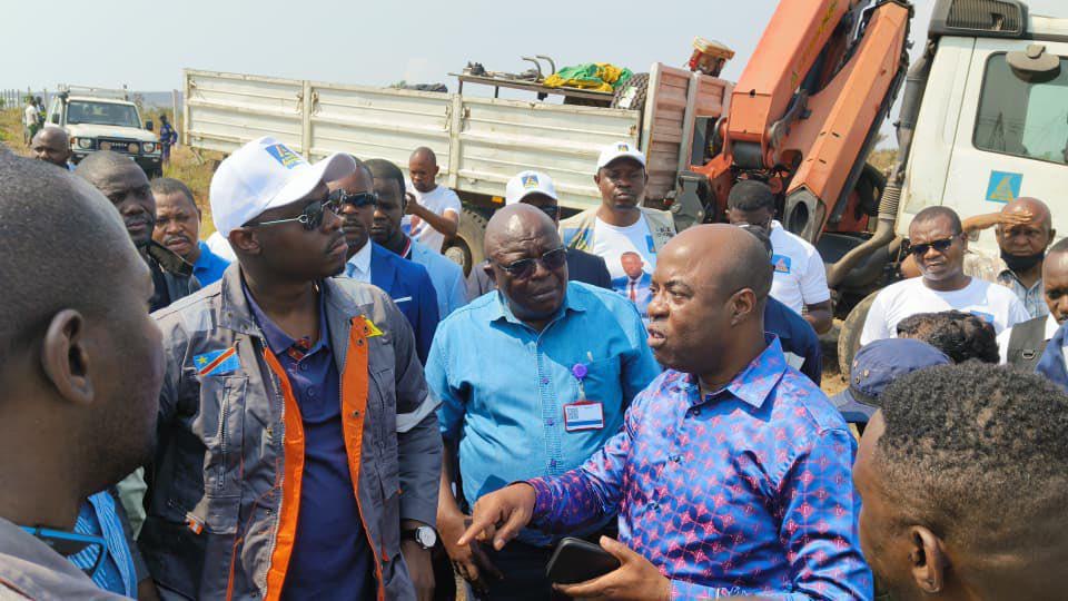 Électricité : Première descente sur le terrain du nouveau DG de la SNEL à Ndjili et Kimpoko