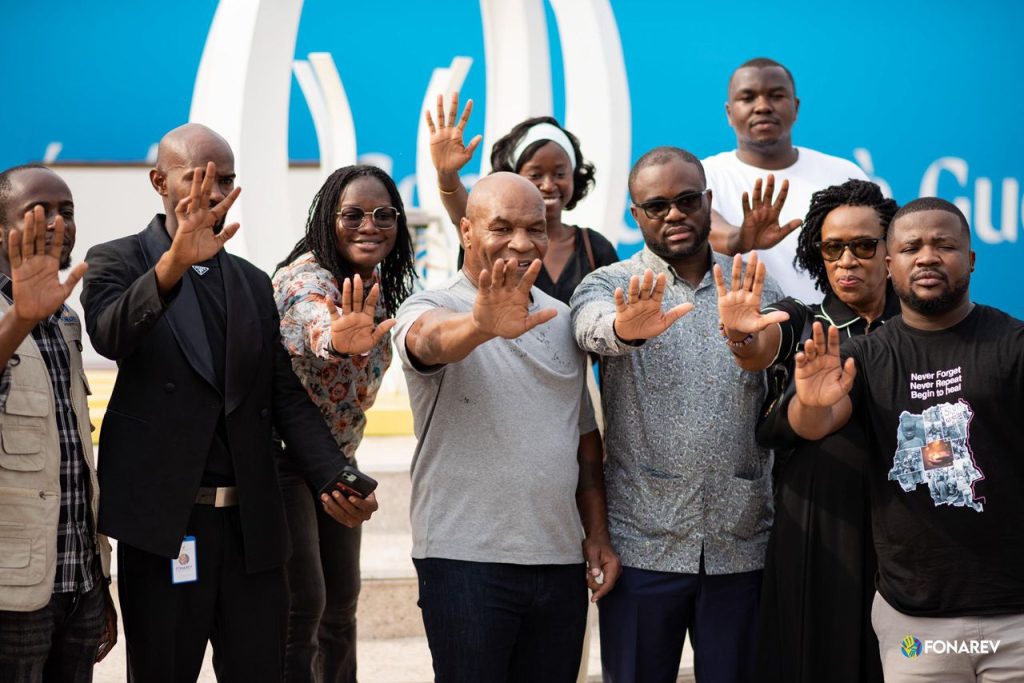 Mike Tyson au Mémorial du Génocost pour rendre hommage à la mémoire des victimes congolaises