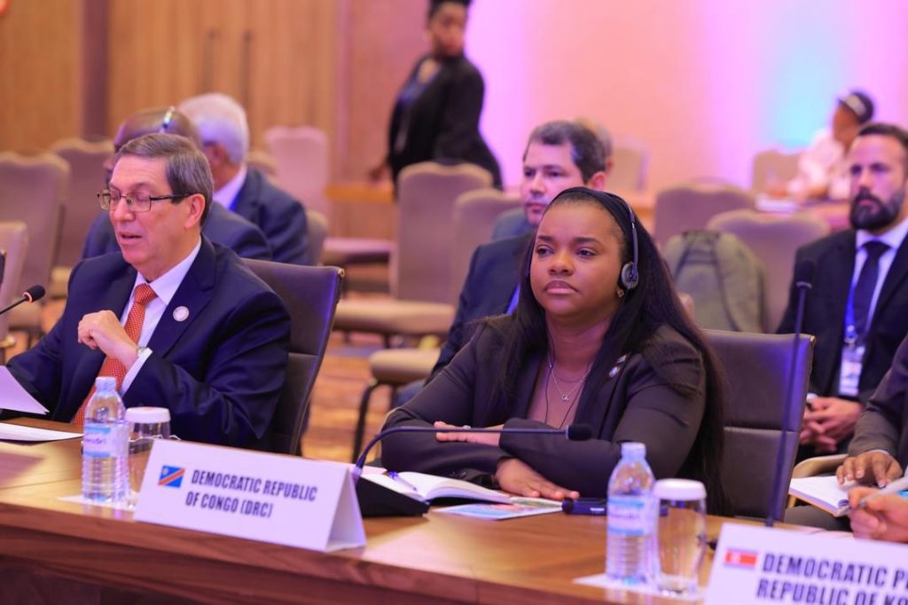 Kampala : La Vice-Ministre Noëlla Ayeganagato représente la RDC à la 19ᵉ réunion ministérielle du Mouvement des Non-Alignés