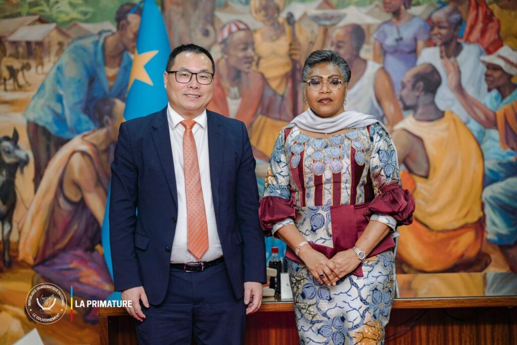 Kinshasa : Judith Suminwa reçoit LiuGong pour renforcer l’industrialisation et l’attractivité économique de la RDC