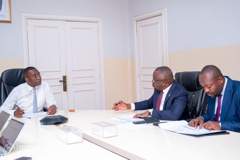 Partenariat Exécutif–Législatif : Guylain Nyembo et Flory Mapamboli passent au crible l’avancement du PDL-145T à Kasongo-Lunda