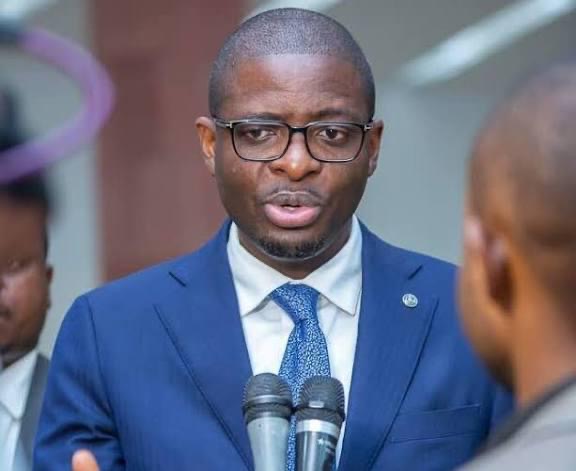 RDC : Erick Tshikuma interpelle la DGDA sur la fraude douanière dans le secteur pétrolier au Haut-Katanga
