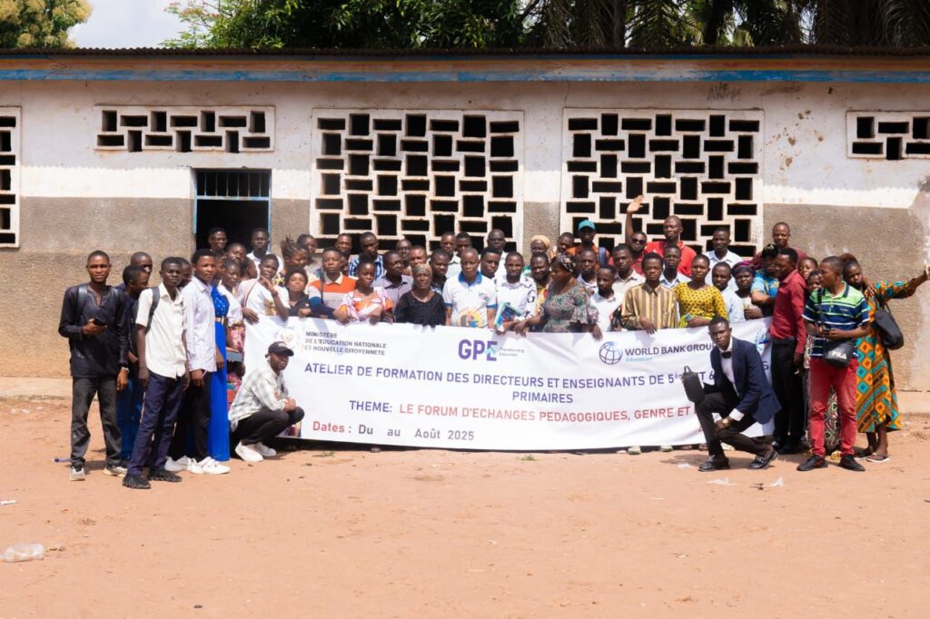 RDC : 12 563 directeurs et enseignants formés pour améliorer l’enseignement primaire, dont seulement 1 868 femmes