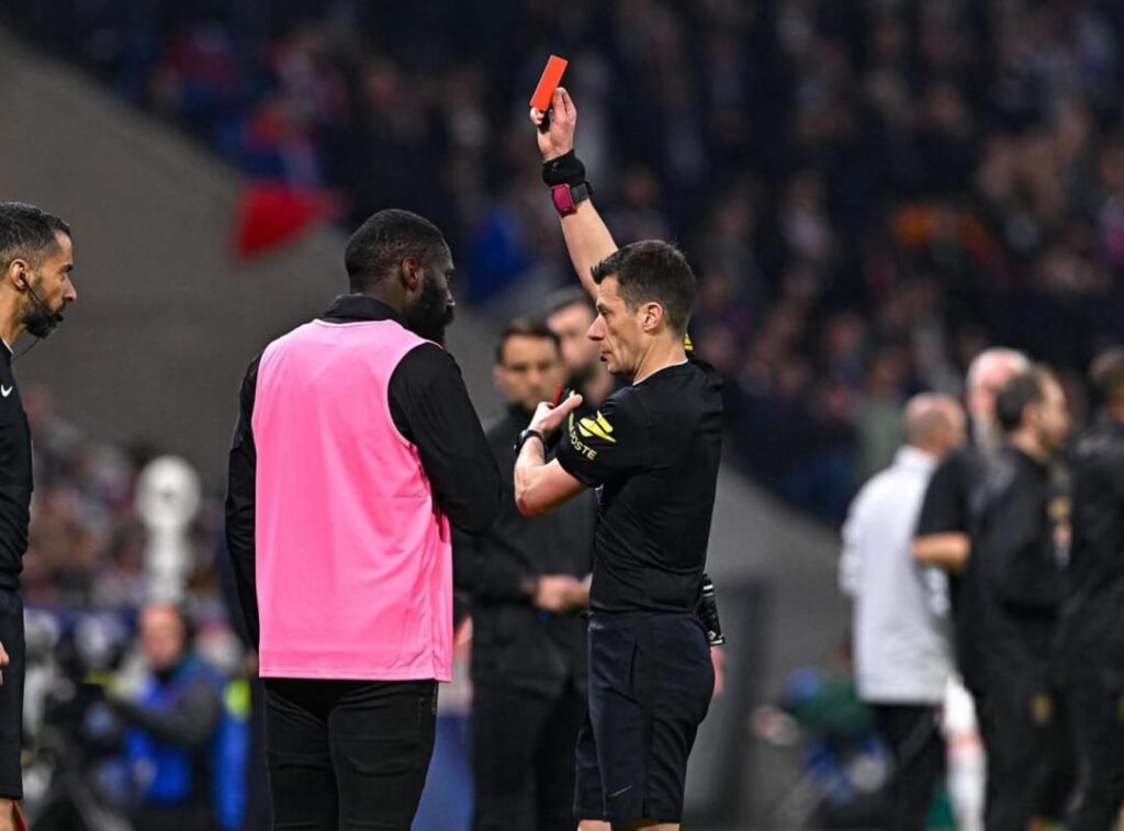 RC Lens : Arthur Masuaku lourdement sanctionné