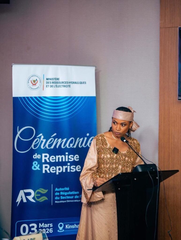 « L’électricité ne doit plus être le privilège d’une minorité urbaine, mais un droit partagé par chaque Congolaise et chaque Congolais », Soraya Aziz-Moto lors de sa prise de fonction à la tête de l’ARE