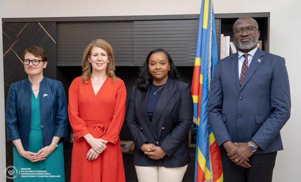 Coopération RDC–Royaume-Uni : Noëlla Ayeganagato et la Baronne Jennifer Chapman échangent sur les investissements durables