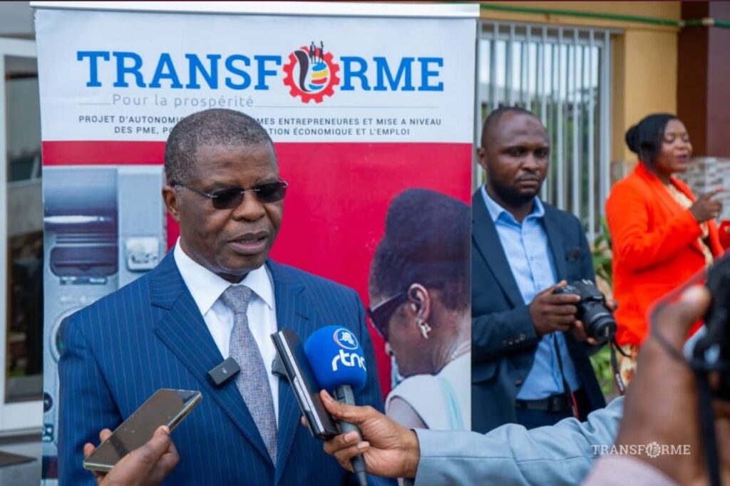 RDC : Avec TRANSFORME, le gouvernement et la Banque mondiale accélèrent la modernisation de la microfinance pour soutenir les PME en RDC