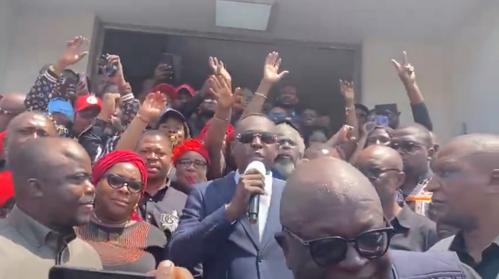Crise à la SNEL : le DG Teddy Lwamba monte au créneau pour défendre l’unité de l’entreprise