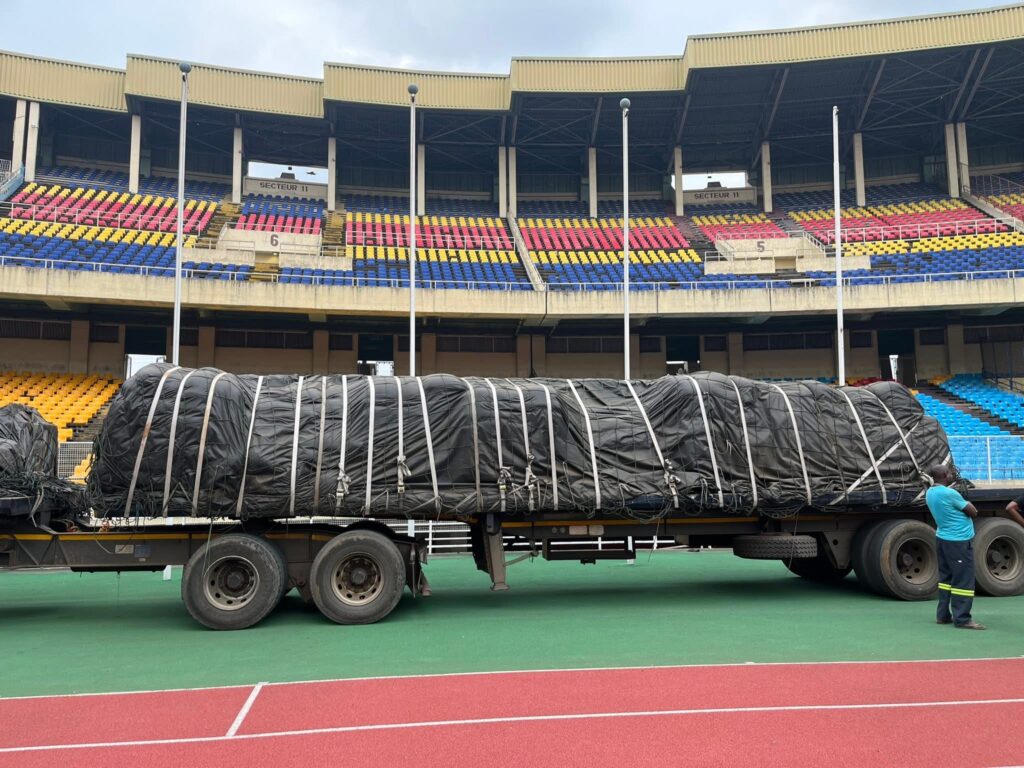 Kinshasa : première cargaison réceptionnée pour la réhabilitation du Stade des Martyrs