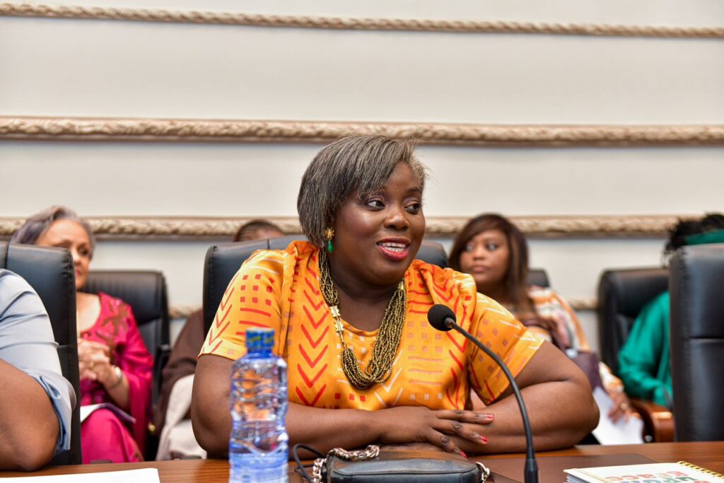 RDC : Chouna LOMPONDA élève sa voix contre les injures sexistes