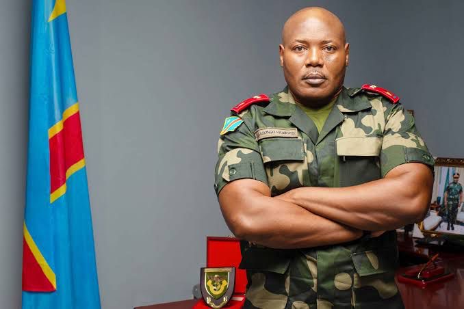 Kinshasa : Félix Tshisekedi confie au Service national la mission d’accélérer l’assainissement de la capitale