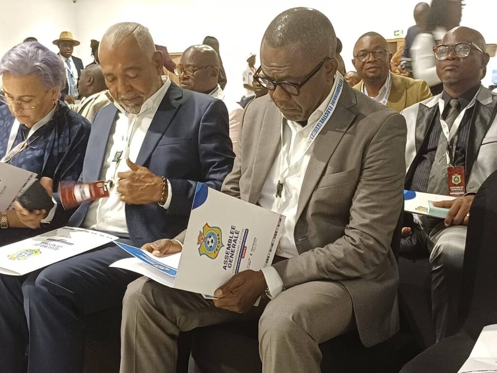 FECOFA/AGEE : Véron Mosengo-Omba prend les clés du football congolais