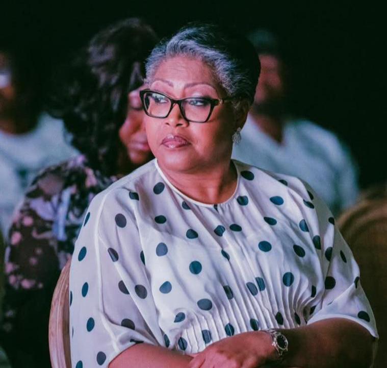RDC : Judith Suminwa soutient la mode congolaise et les industries créatives au défilé « Retour aux sources »