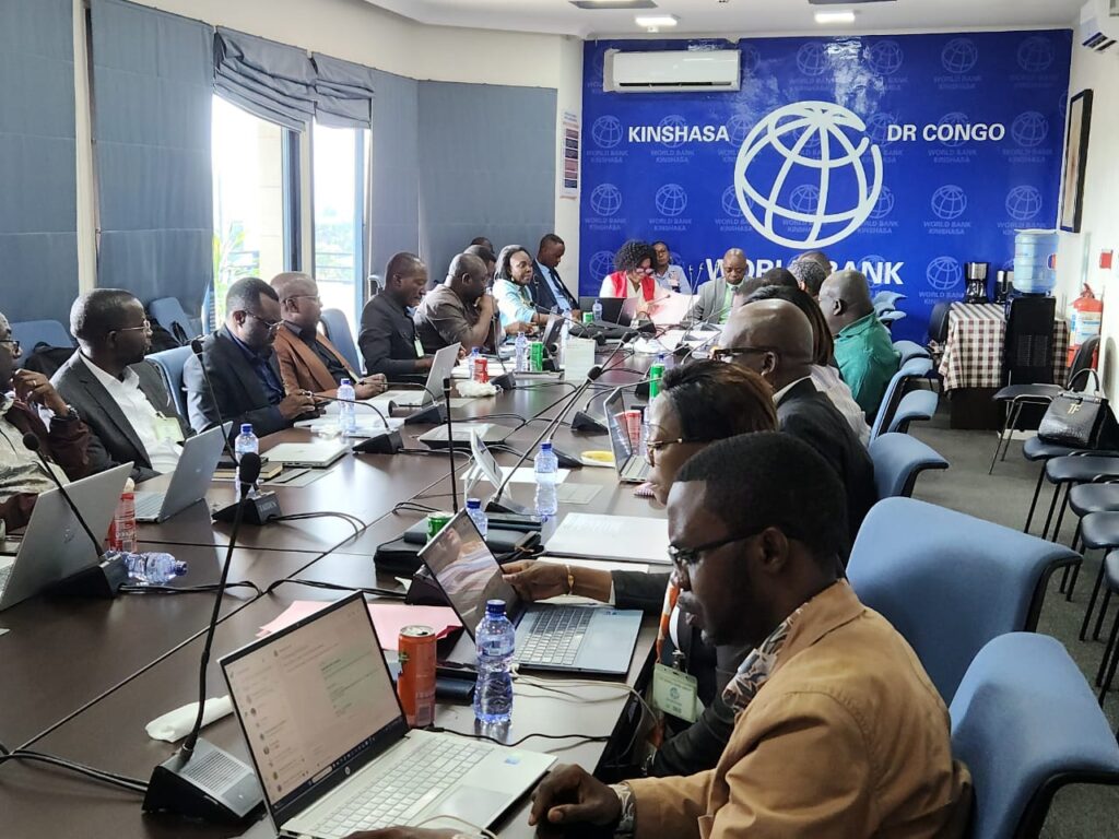 Kinshasa : signature d’un financement additionnel du projet PERSE avec la Banque mondiale pour renforcer le système éducatif