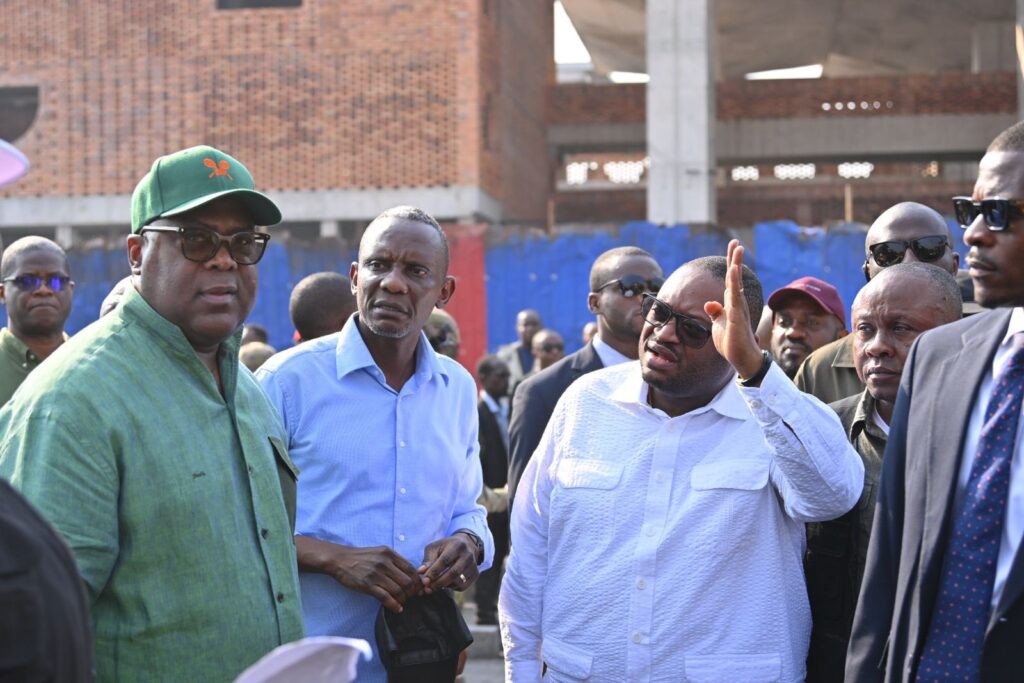 Salubrité à Kinshasa : le Gouvernement lance le projet « Kinshasa La Belle » pour moderniser la gestion des déchets