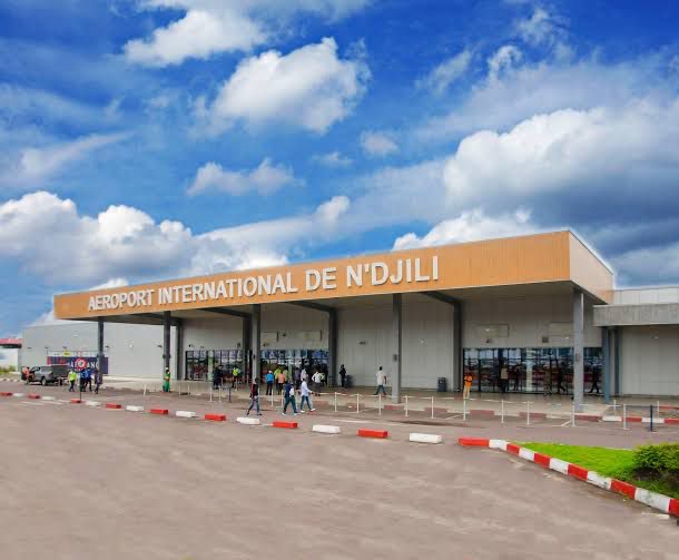 Aéroport de N’djili : incendie maîtrisé au terminal international, des dégâts matériels limités