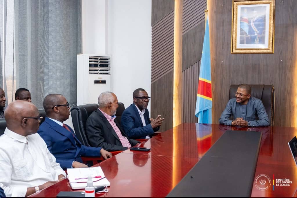 RDC : le ministre Budimbu et la nouvelle équipe de la FECOFA engagés pour relancer le football congolais