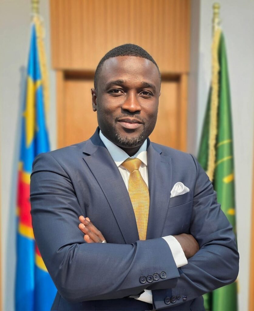 Houston : Seth Kikuni réagit aux propos de Félix Tshisekedi et dénonce une dérive présidentielle