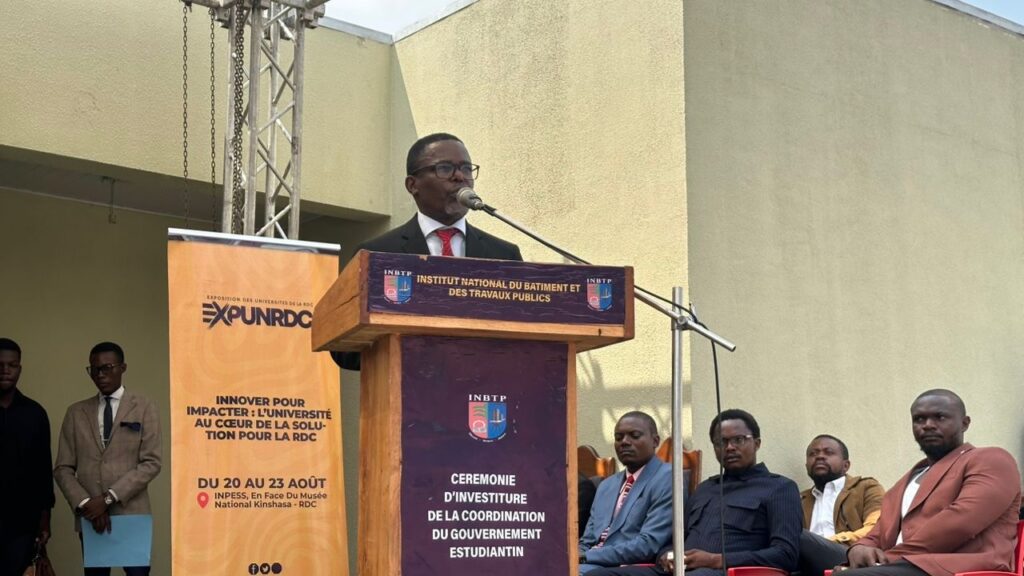 « Ne venez pas montrer ce que vous savez faire, venez montrer ce que vous seul pouvez apporter à la RDC », Max Seke Vangu interpelle les étudiants ingénieurs de l’INBTP