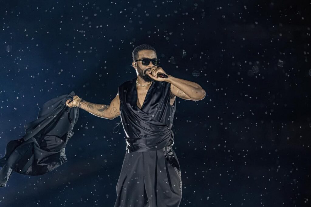 « Cette reconnaissance dépasse ma personne », Fally Ipupa après son élévation au grade de Chevalier de l’Ordre National du Léopard